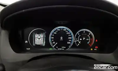Jaguar XE 2019 2.0 гидро в Москве № 335813, миниатюра 8