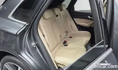 Audi Q5 2023 2.0 гидро в Москве № 343440, миниатюра 12