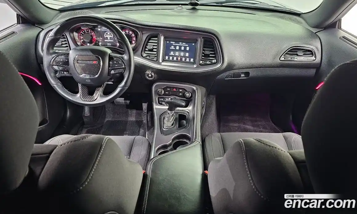 Dodge Challenger 2018 3.6 гидро в Москве № 353796, фото 7