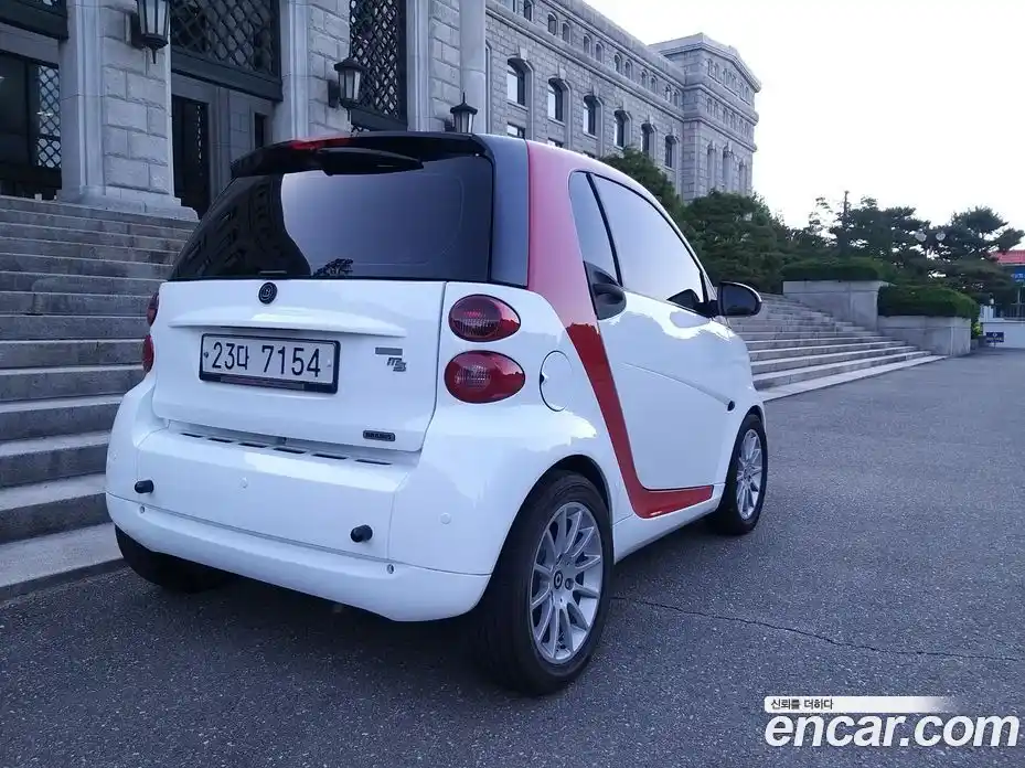 Smart Fortwo 2011 1.0 гидро в Москве № 355583, фото 5