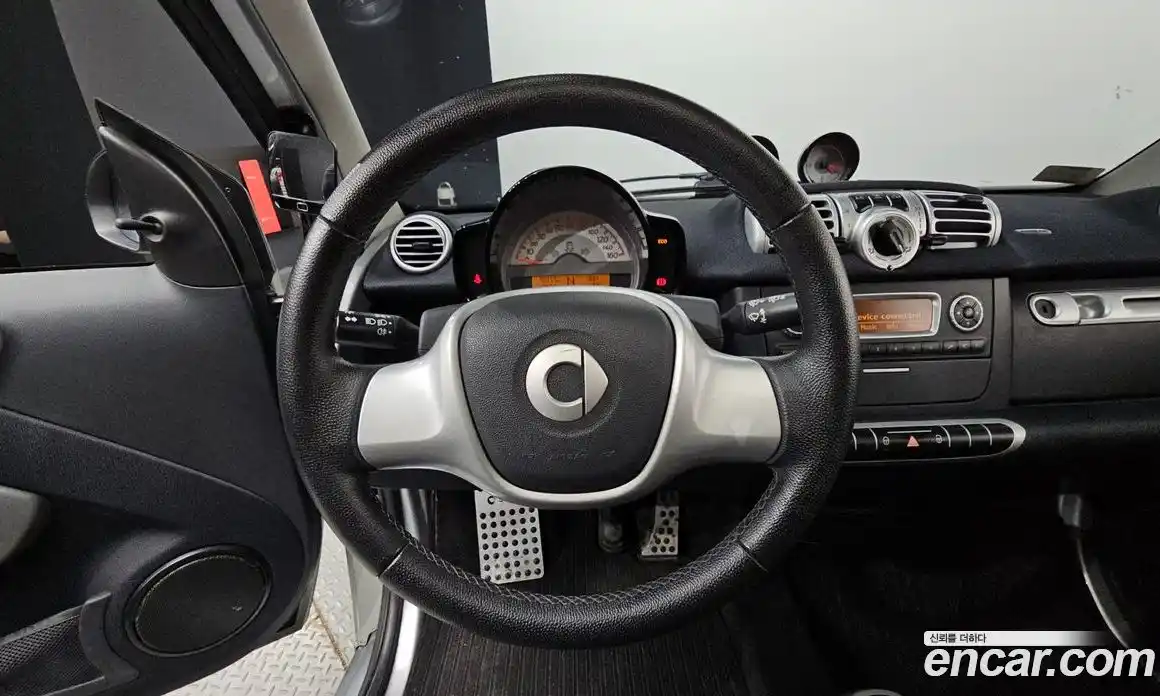 Smart Fortwo 2014 1.0 гидро в Москве № 376042, фото 13