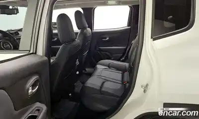 Jeep Renegade 2021 2.4 гидро в Москве № 383539, миниатюра 11