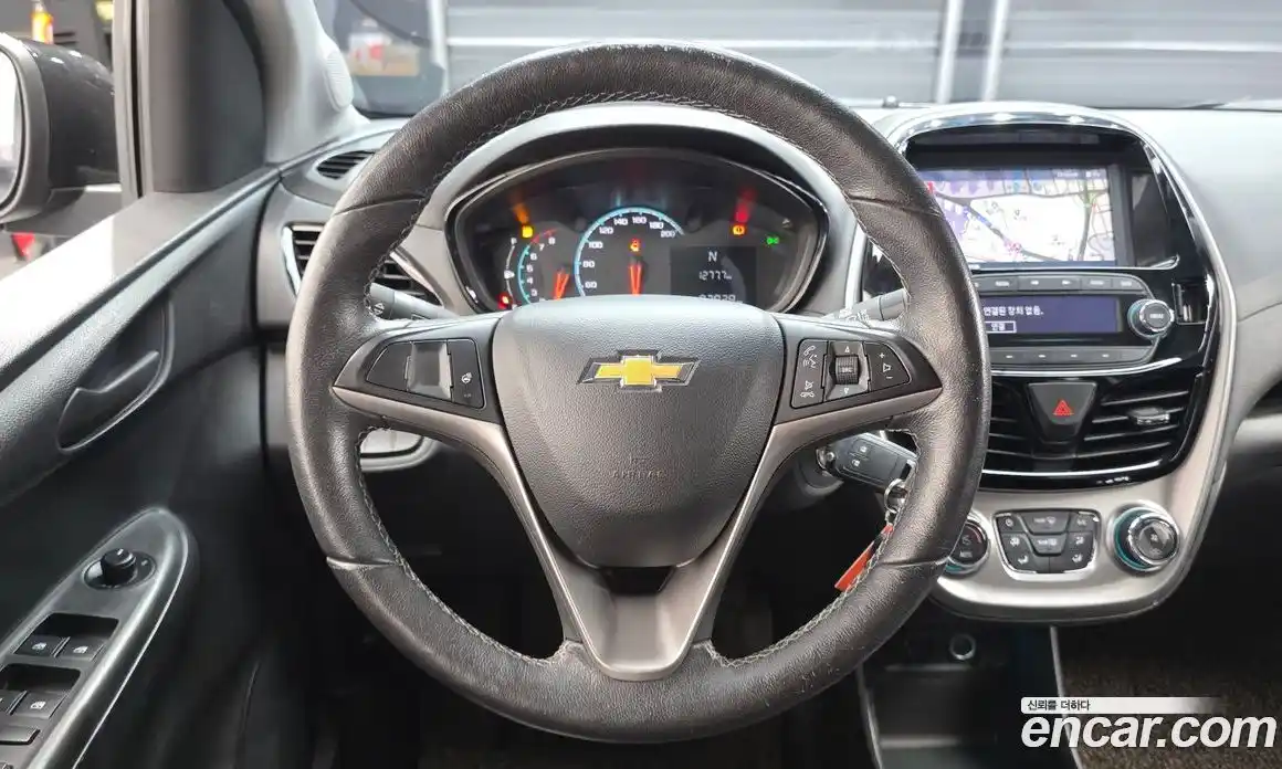 Chevrolet Spark 2016 1.0 робот в Москве, фото 14
