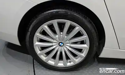 BMW 6-Series 2024 2.0 Автомат в Москве № 386419, миниатюра 5