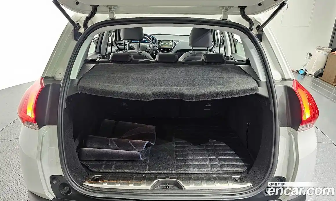 Peugeot 2008 2015 1.6 гидро в Москве № 386850, фото 20