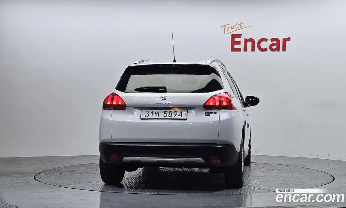 Peugeot 2008 2015 1.6 гидро в Москве № 386850, фото 4