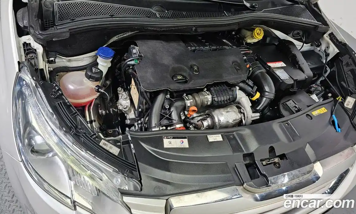 Peugeot 2008 2015 1.6 гидро в Москве № 386850, фото 6