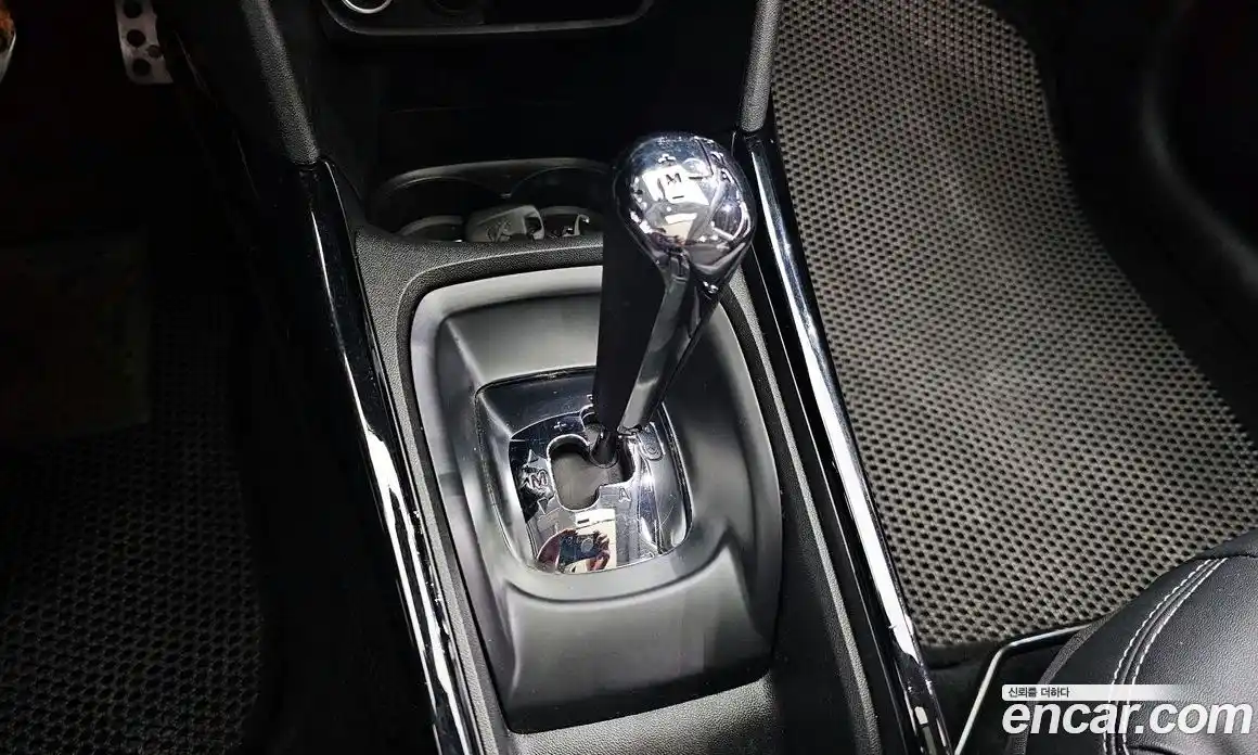 Peugeot 2008 2015 1.6 гидро в Москве № 386850, фото 9