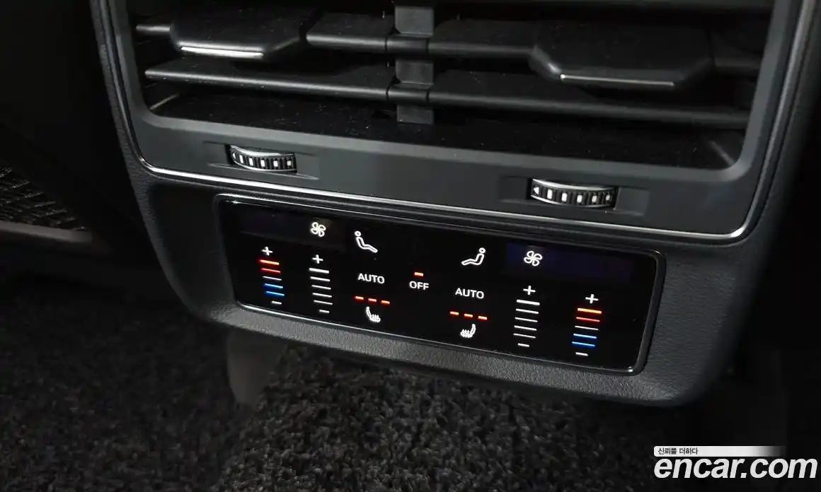 Audi Q8 2021 3.0 гидро в Москве № 428734, фото 18
