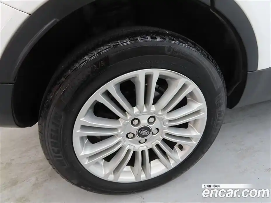 Land Rover Range-Rover Evoque 2013 2.2 гидро в Москве № 471567, фото 20