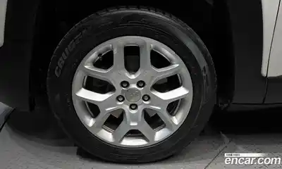 Jeep Renegade 2018 2.4 гидро в Москве № 472690, миниатюра 5