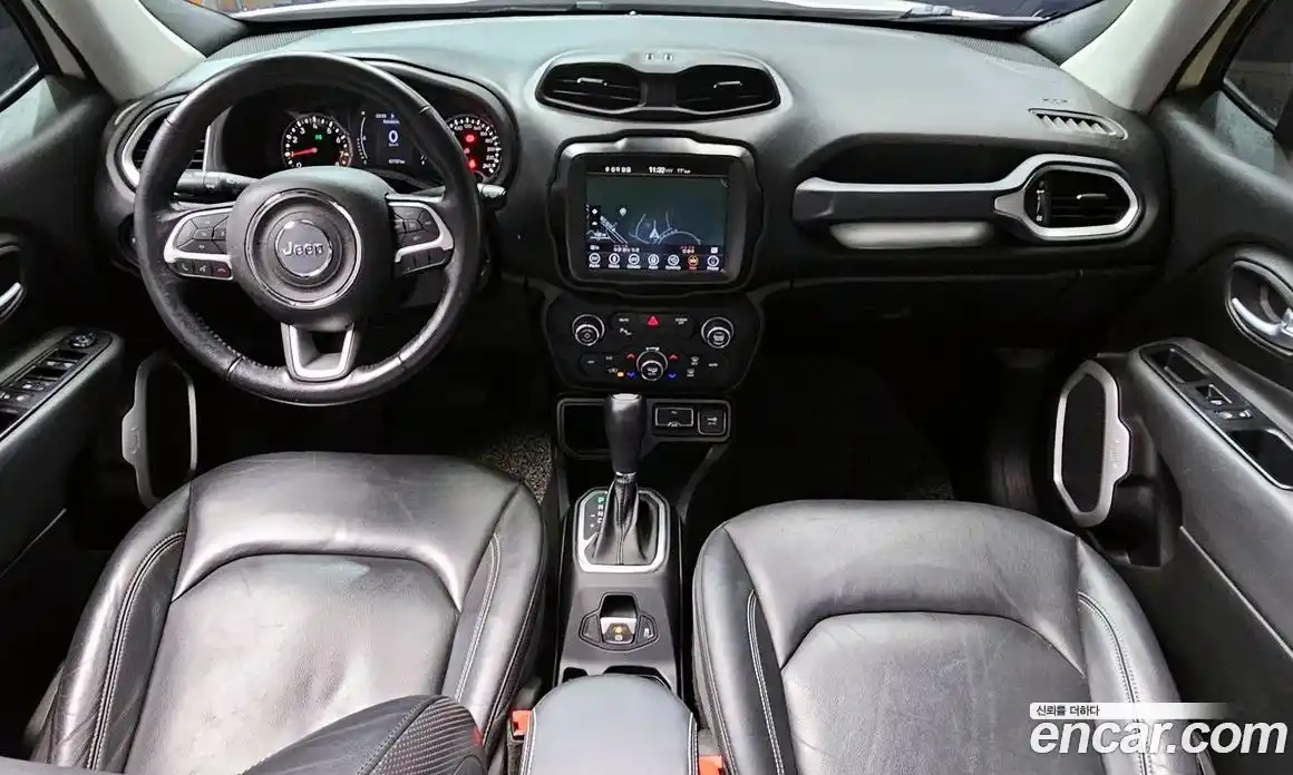 Jeep Renegade 2018 2.4 гидро в Москве № 472690, фото 7