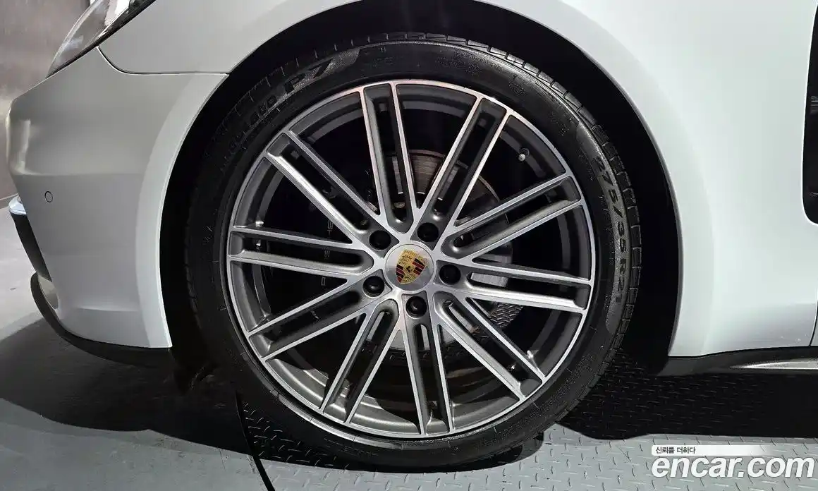 Porsche Panamera 2020 3.0 гидро в Москве № 545552, фото 5