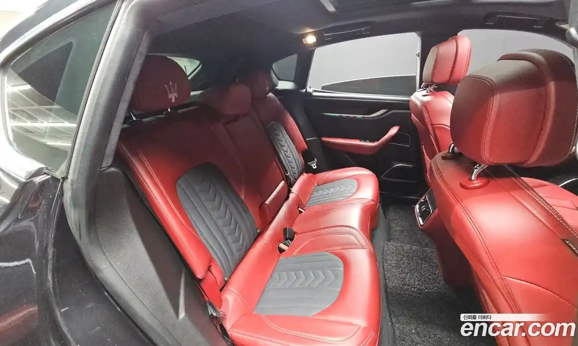 Maserati Levante 2019 3.0 гидро в Москве № 547689, фото 13