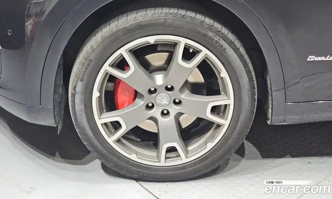 Maserati Levante 2019 3.0 гидро в Москве № 547689, фото 5