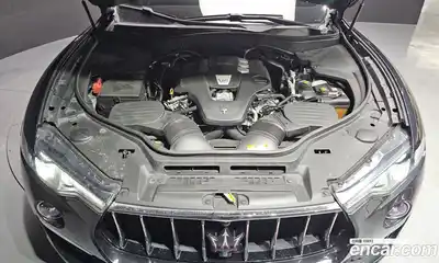 Maserati Levante 2019 3.0 гидро в Москве № 547689, миниатюра 6