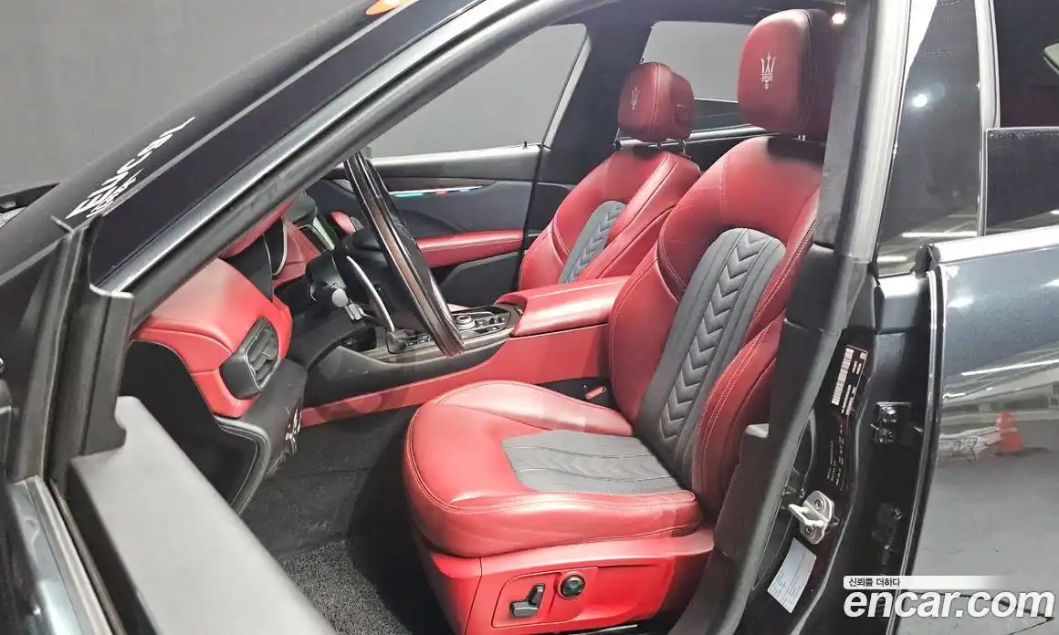 Maserati Levante 2019 3.0 гидро в Москве № 547689, фото 10