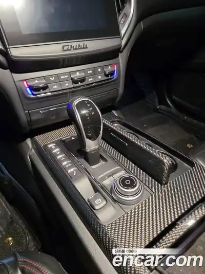 Maserati Ghibli 2017 3.0 гидро в Москве № 547791, миниатюра 8