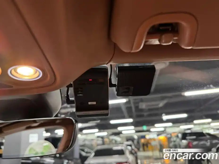 Bentley Bentayga 2021 4.0 гидро в Москве № 548274, фото 18