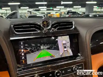 Bentley Bentayga 2021 4.0 гидро в Москве № 548274, миниатюра 9