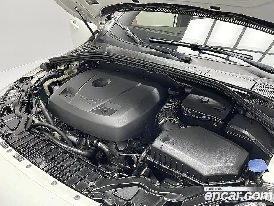 Volvo S60 2017 2.0 гидро в Москве № 593916, фото 6