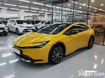 Toyota Prius, 2025