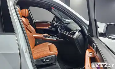 BMW X7 2023 3.0 гидро в Москве № 621991, миниатюра 11