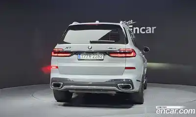 BMW X7 2023 3.0 гидро в Москве № 621991, миниатюра 4