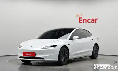 Tesla Model 3, 2024