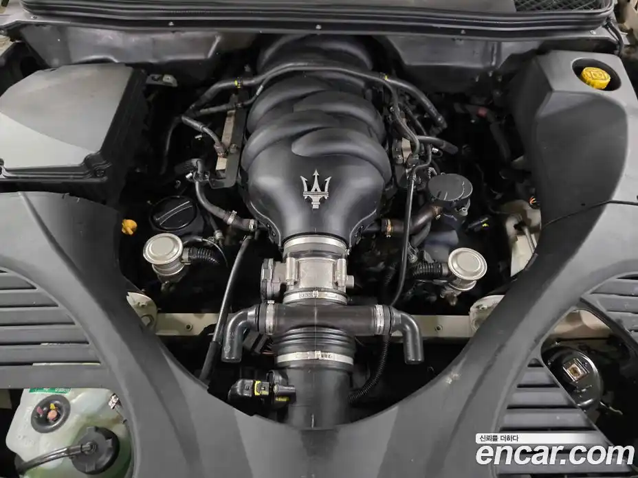 Maserati Quattroporte 2010 4.2 гидро в Москве № 653064, фото 6