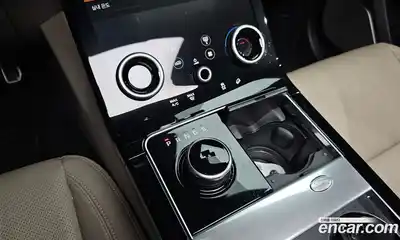 Land Rover Range-Rover Velar 2017 3.0 гидро в Москве № 724418, миниатюра 9