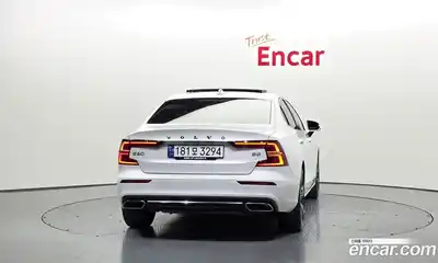Volvo S60 2020 2.0 гидро в Москве № 749590, миниатюра 4