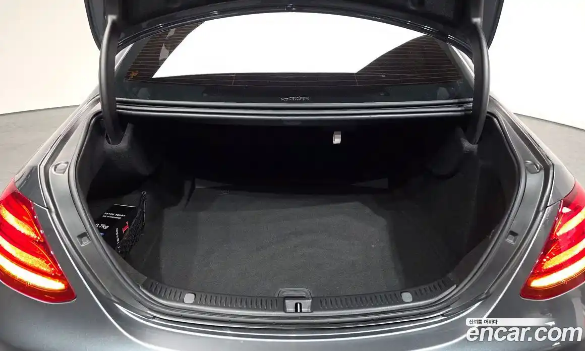 Mercedes-Benz E-Class 2019 2.0 гидро в Москве № 822438, фото 19