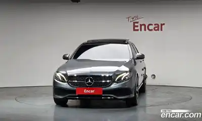 Mercedes-Benz E-Class 2019 2.0 гидро в Москве № 822438, миниатюра 2