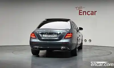 Mercedes-Benz E-Class 2019 2.0 гидро в Москве № 822438, миниатюра 3