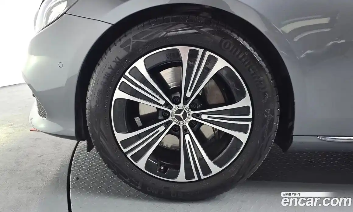Mercedes-Benz E-Class 2019 2.0 гидро в Москве № 822438, фото 4
