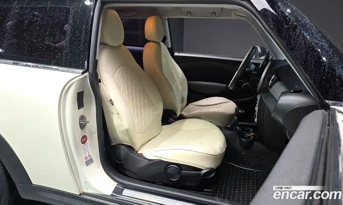 Mini Cooper 2010 1.6 гидро в Москве № 825420, фото 10