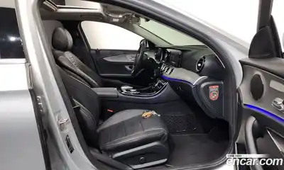 Mercedes-Benz E-Class 2017 2.0 гидро в Москве № 859520, миниатюра 11
