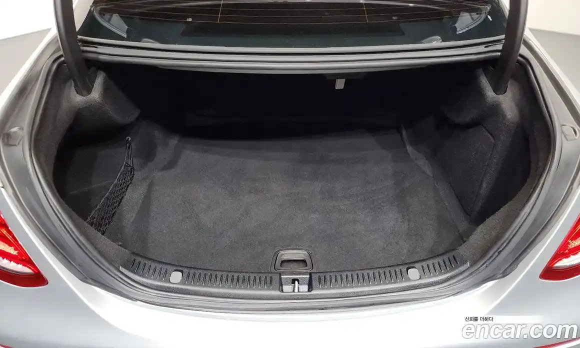 Mercedes-Benz E-Class 2017 2.0 гидро в Москве № 859520, фото 20