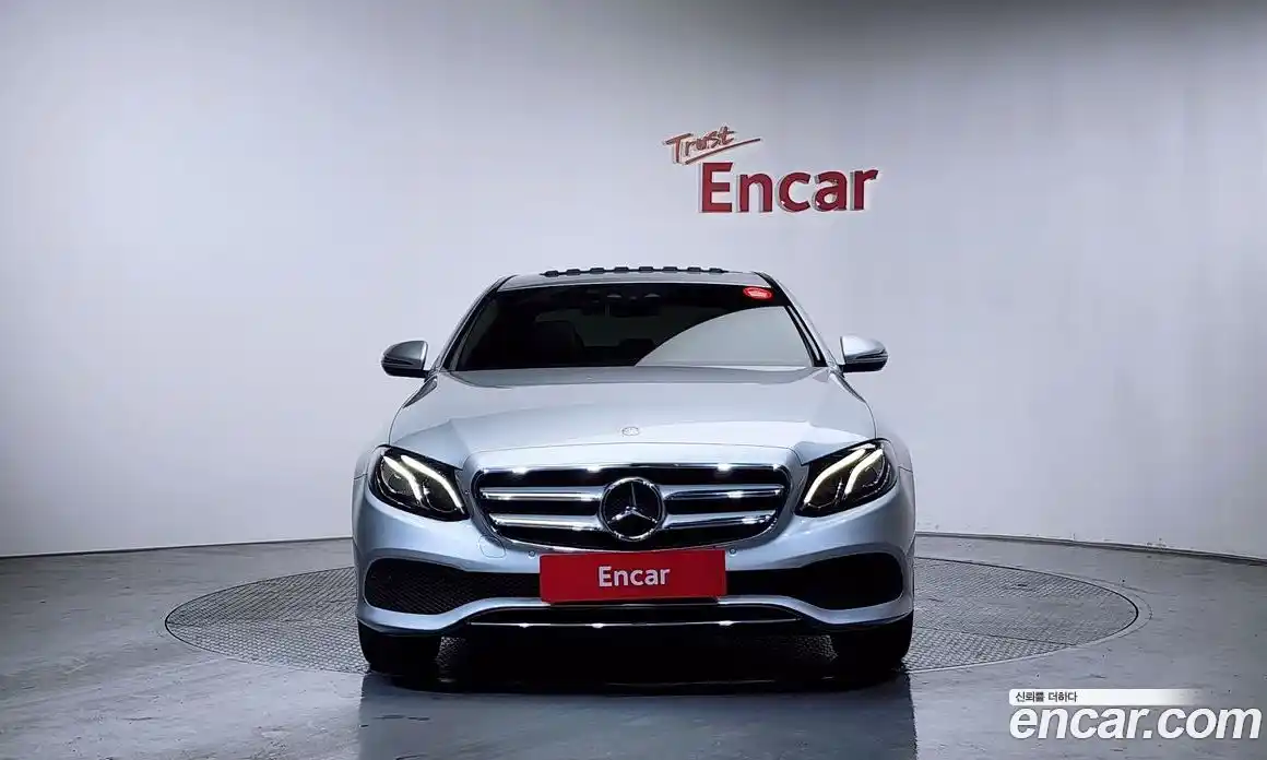 Mercedes-Benz E-Class 2017 2.0 гидро в Москве № 859520, фото 3
