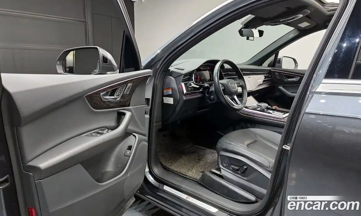 Audi Q7 2021 3.0 гидро в Москве № 859719, фото 11