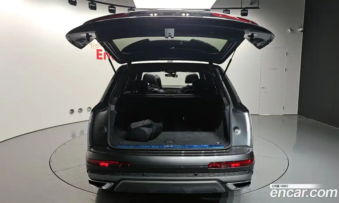 Audi Q7 2021 3.0 гидро в Москве № 859719, фото 20