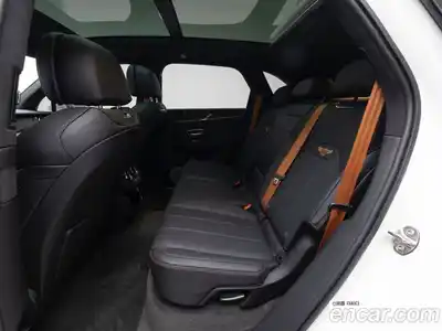 Bentley Bentayga 2025 4.0 гидро в Москве № 864244, миниатюра 12