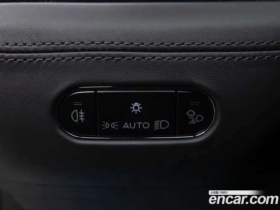 Bentley Bentayga 2025 4.0 гидро в Москве № 864244, фото 14