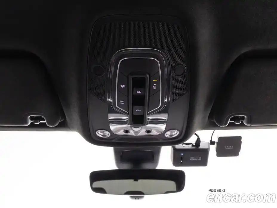 Bentley Bentayga 2025 4.0 гидро в Москве № 864244, фото 16