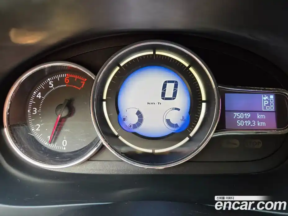 Renault SM3 2012 1.6 гидро в Москве № 890709, фото 14