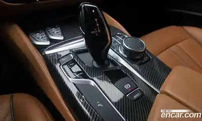 BMW 5-Series 2018 2.0 гидро в Москве № 892363, миниатюра 9