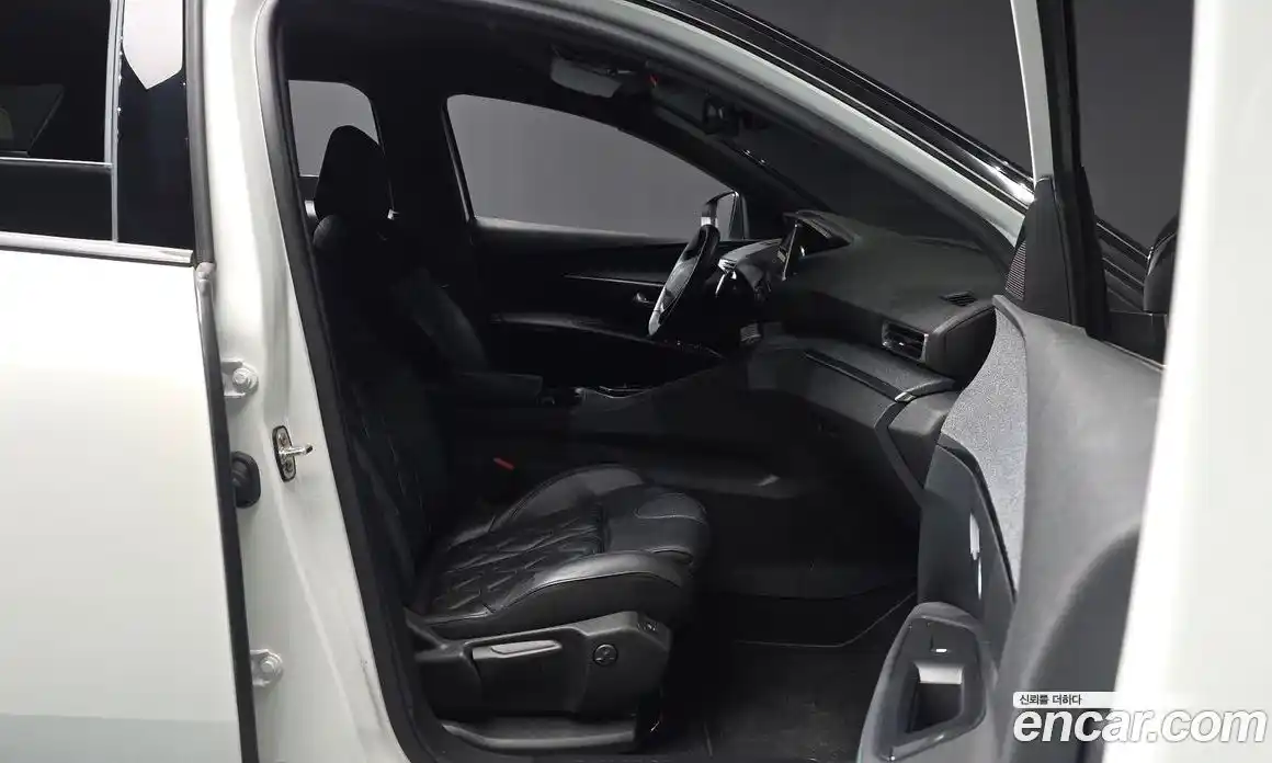 Peugeot 3008 2024 1.2 гидро в Москве № 897371, фото 17