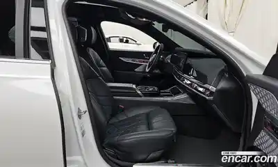 BMW i7 2023 0.3 гидро в Москве № 968262, миниатюра 11