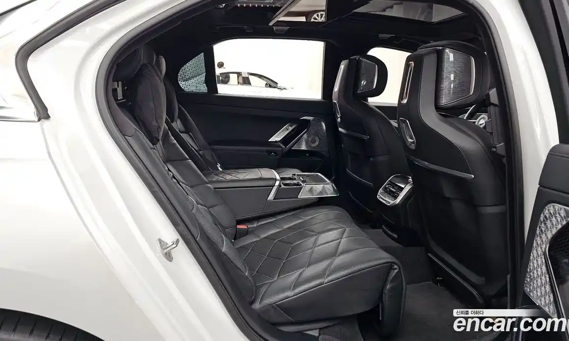BMW i7 2023 0.3 гидро в Москве № 968262, фото 12